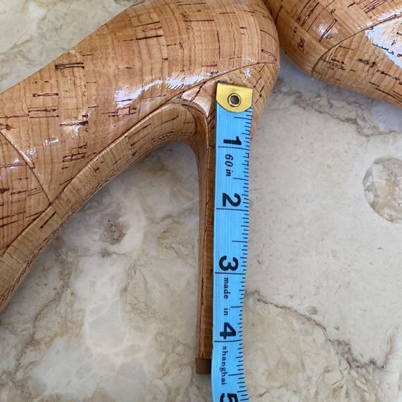 Michael Kors Patent Leather Cork Finish Platform Stilettos 5” Heel 1” Platform - Picture 14 of 15